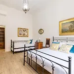 Ottaviano 4* 로마
